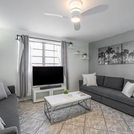 Collins Chic Apartman Miami Beach Kültér fotó