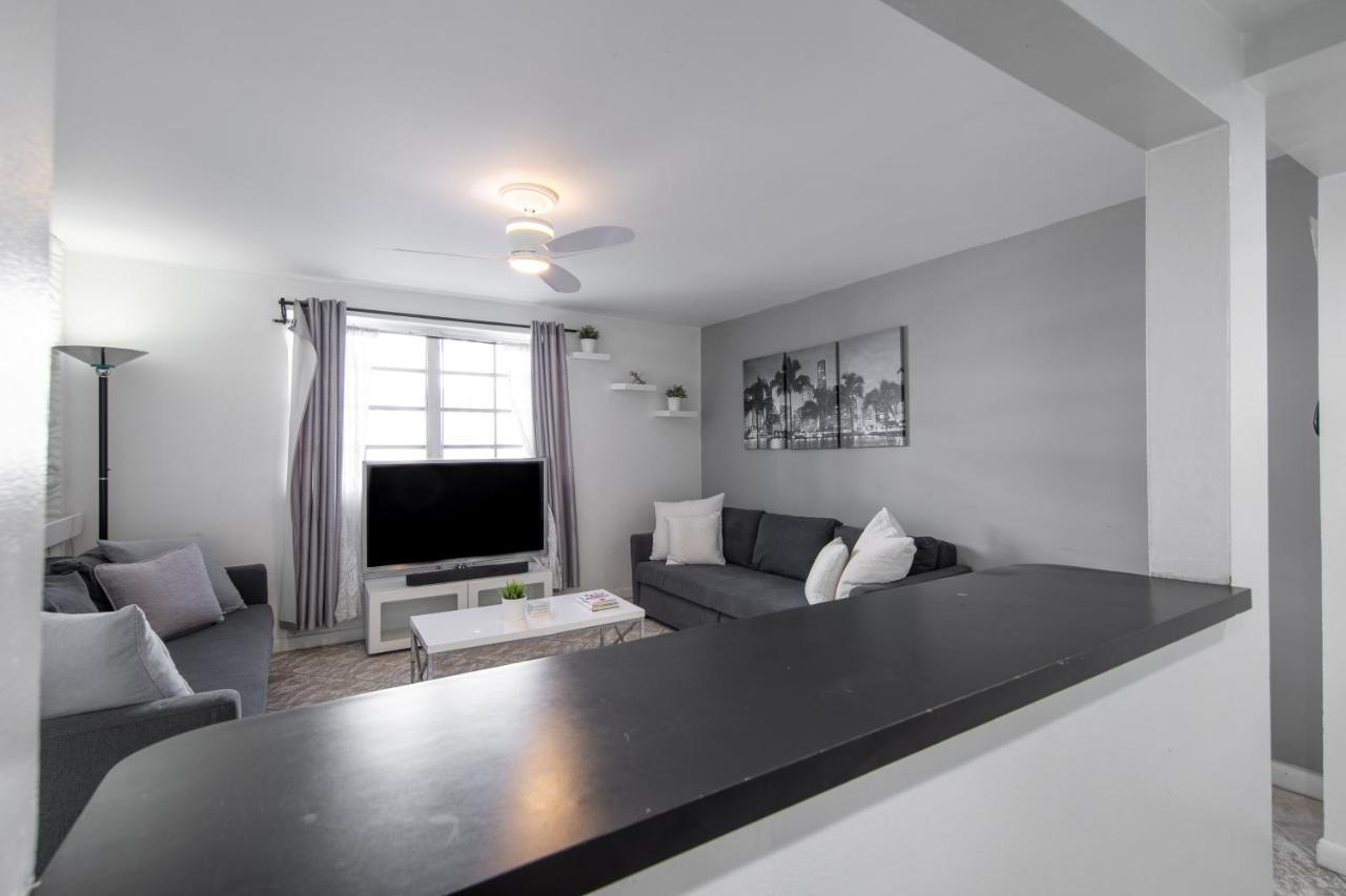 Collins Chic Apartman Miami Beach Kültér fotó